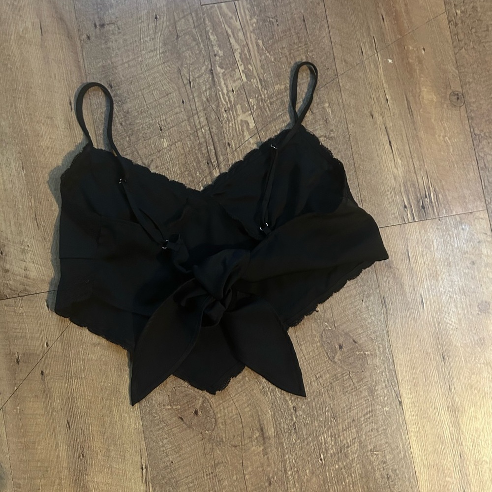 Forever 21 Black Satin Lace Toe Back Crop Top Size M - Picture 8 of 10